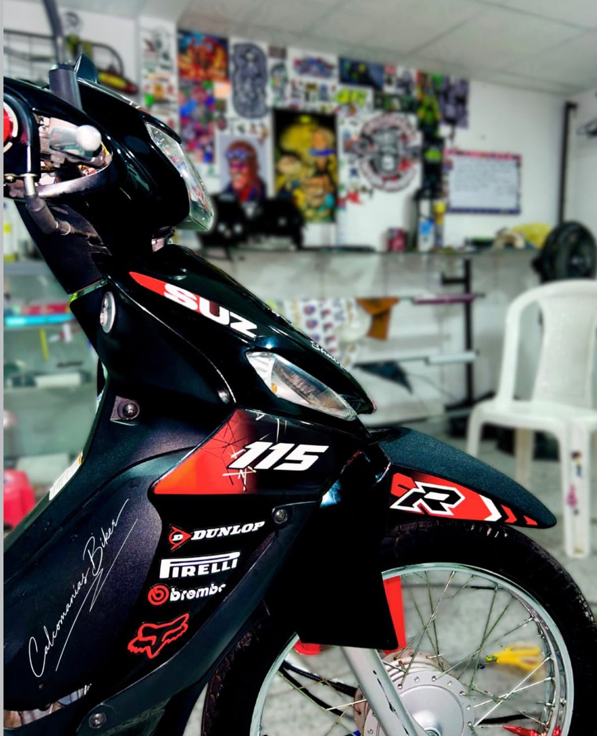 Viva R 115 — Edición Negro Racing