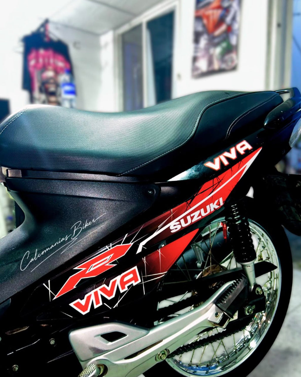Viva R 115 — Edición Negro Racing